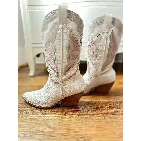 Steve Madden x REVOLVE Wynter Western Boots Bone Multi NWOB - Picture 7 of 12